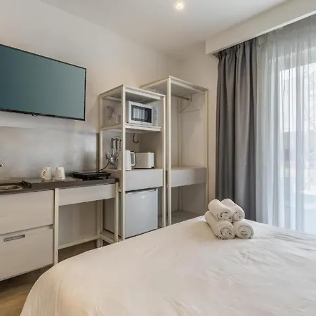 Affittacamere 33 With A Double Bed & Kitchenette At The New Olo Living