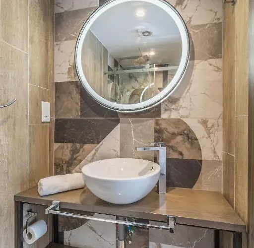 Cozy In The Heart Of Paceville - Olo Living By Sf Homes Guest house Saint Julian's