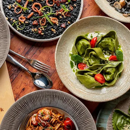 Gasthof 33 With A Double Bed & Kitchenette At The New Olo Living 4*